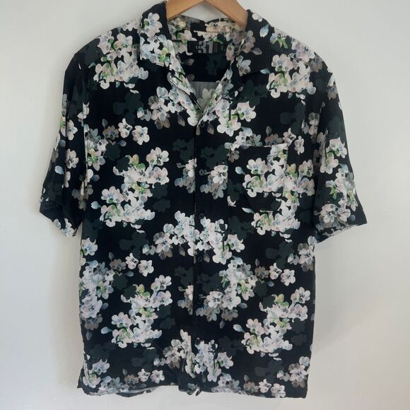 Le 31 for Simons Men's Medium Black Floral Short Sleeve Button Down Shirt Beach - Picture 2 of 9